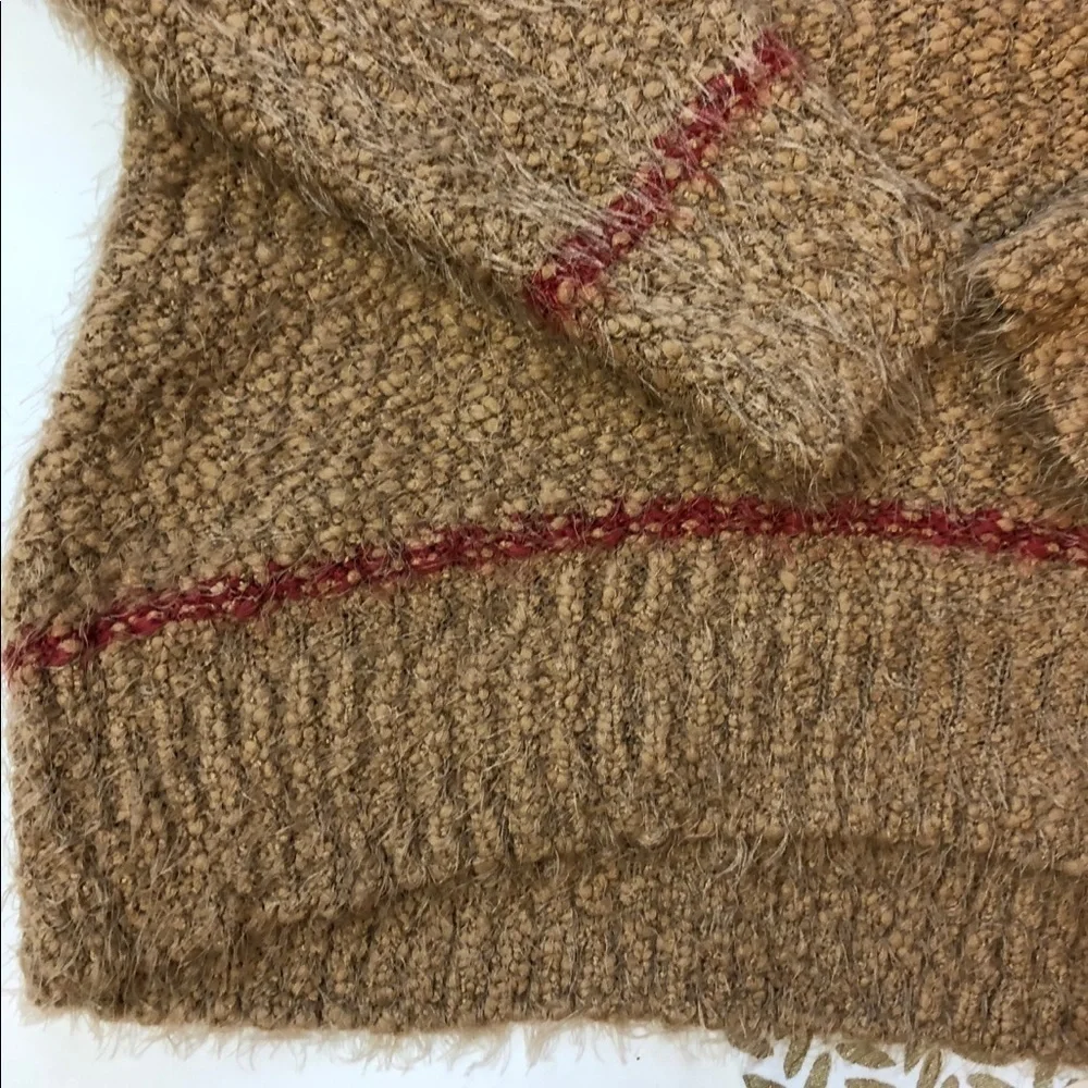 🔥Splendid super soft tan chunky sweater. Medium NWT